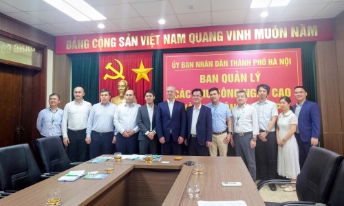 BAN QUẢN LÝ CÁC KHU CÔNG NGHỆ CAO VÀ KHU CÔNG NGHIỆP THÀNH PHỐ HÀ NỘI TIẾP VÀ LÀM VIỆC VỚI ĐOÀN CÔNG TÁC CHÍNH PHỦ UZBEKISTAN